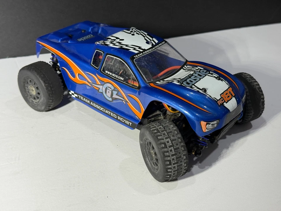 Team Associated RC18T 4wd Truck  Castle ESC and Brushless Motor almost RTR - Image 1 of 4