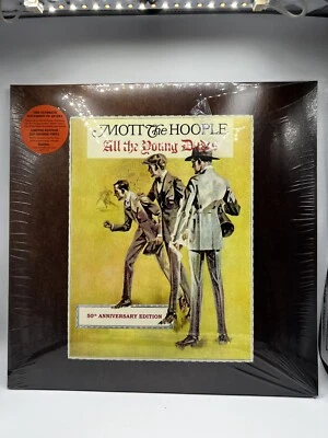 Mott the Hoople - All The Young Dudes: 50th Anniversary Edition - 140gm Gatefold - Image 1 of 4