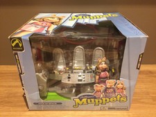 Palisades Muppets Pigs in Space Deluxe Playset First Mate Piggy Brand New Sealed