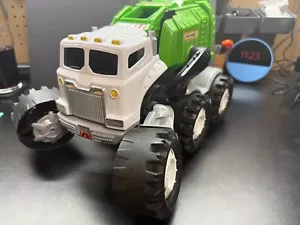 MATCHBOX Stinky The Talking Garbage Truck Lights Sounds Interactive Toy - Picture 1 of 6