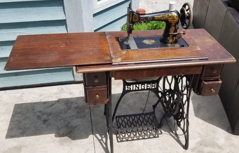 Antique 1906 Sphinx Model #27 Singer Treadle Sewing Machine - Local Pickup Only Cover