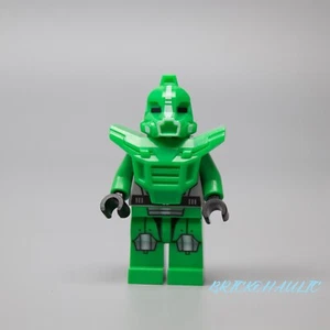 Lego Robot Sidekick with Armor 70704 Galaxy Squad Minifigure - Picture 1 of 2