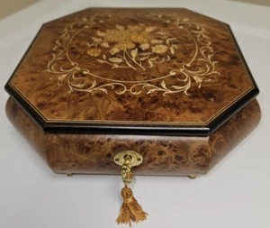 Romance Italian Musical Jewelry Box Wood Inlay Lock Key "We've Only Just Begun" - Picture 1 of 12