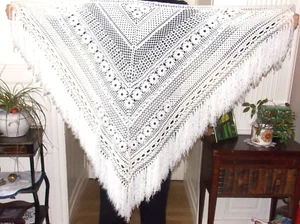CHALE CROCHET MAIN CREATION SYLVETTE RAISONNIER GADY ECRU DISPONIBLE*** - Picture 1 of 6