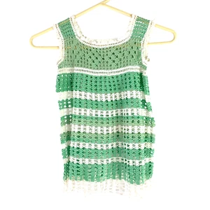Abito vintage fatto a mano in maglia all'uncinetto verde bianco circonferenza petto 24" - Foto 1 di 3