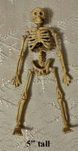 Skeleton Doll 1:12 Scale Dollhouse Miniature Adult Collectable - Picture 1 of 1