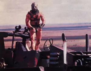 1/87 "HO" RESIN KIT - MAD MAX ROAD WARRIOR LORD HUMUNGUS NITRO TRUCK - Picture 1 of 4