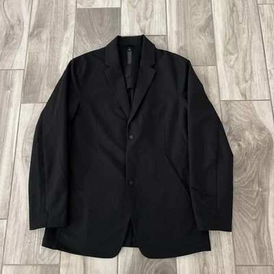 Blazer Lululemon Para Hombre Nuevo Venture Botón Frontal Negro Repelente al Agua Talla Mediana Foto 1 de 4