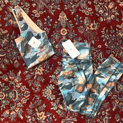 Conjunto de sujetador Fabletics On-The-Go cintura alta Powerhold alto impacto talla S/M nuevo con etiquetas Foto 1 de 4