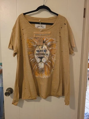 全新无标签 美丽 罕见 鸟 手工制作 上衣 破坏 独特 L/XL 棕褐色 狮子 — 第 1/4 张图片