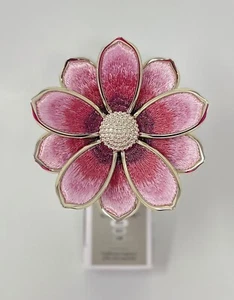 BATH BODY WORKS EMBROIDERY FLOWER SCENT CONTROL WALLFLOWER FRAGRANCE PLUG HOLDER - Picture 1 of 6