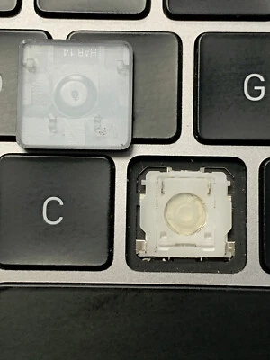 🔑APPLE MacBook Pro A2141 A2251 A2289 Tapa Llave USADA con BISAGRA Foto 1 de 4