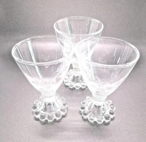 Drei (3) Anchor Hocking Boopie Glas 4" - 4 Unzen Saftgläser - Bild 1 von 2