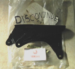 YAMAHA CHAINGUARD 437-22311.02.33 GENUINE CLEARANCE - Picture 1 of 1