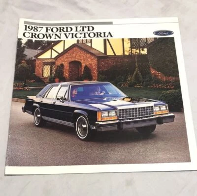 1987 Ford Crown Victoria sales brochure - Image 1 of 4