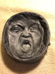 Vintage 4 lb Heavy Metal Ashtray Open Mouth Yelling Man Face Unmarked FR/SHP - Picture 1 of 6