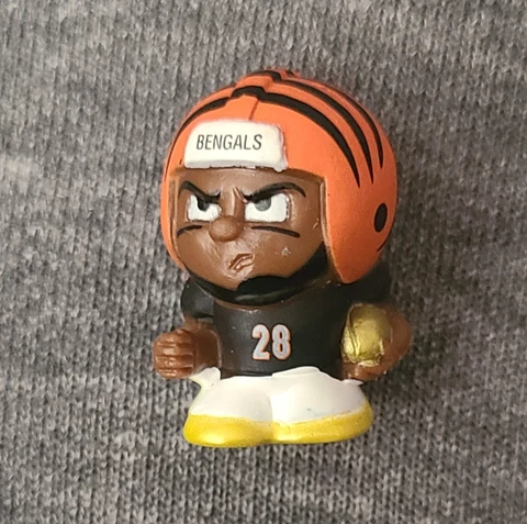 NFL TEENY MATES SERIES X GOLD 1" JOE MIXON #28 CINCINNATI BENGALS NEW Cover