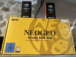 System NEOGEO Arcade Stick Pro +20 Games SNK neuve avec deux manettes sup.