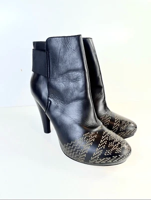 Botines Cynthia Vincent para mujer 9,5 negros de tacón alto de cuero Foto 1 de 4