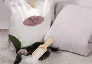 28 oz Handmade Essentials Natural Lavender Laundry Scent Booster & Softener - Picture 1 of 6