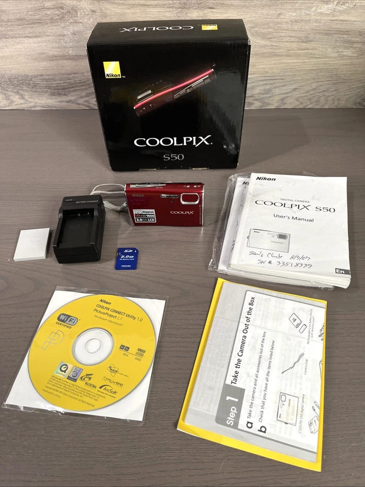 Nikon COOLPIX S50 Black 7.2MP 3x Zoom Compact Digital Camera Bundle - Image 1 of 4