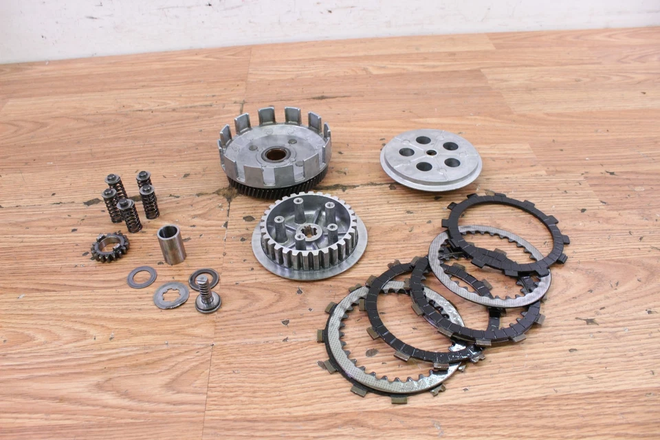 Муфта в сборе 1996 SUZUKI DS80 - Изображение 1 из 4