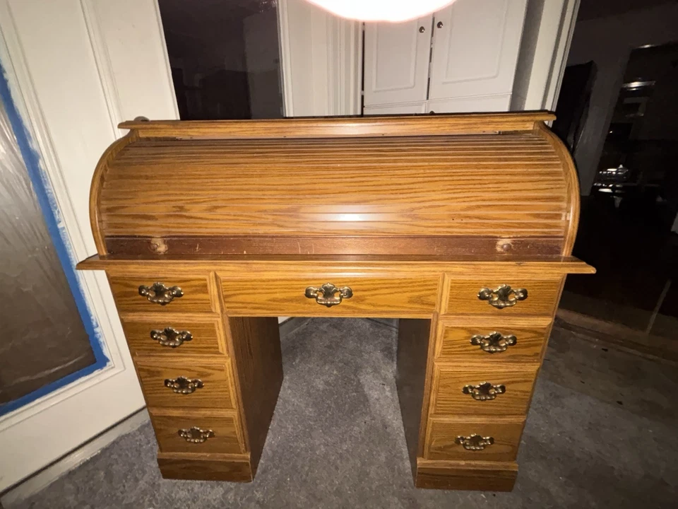 Escritorio ejecutivo antiguo con tapa enrollable de roble de madera maciza - Escritorio organizador de oficina en casa  Foto 1 de 4