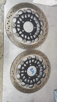 Triumph Speed Triple 1050 2008 rotores delanteros disco de freno izquierdo derecho b76 Foto 1 de 3