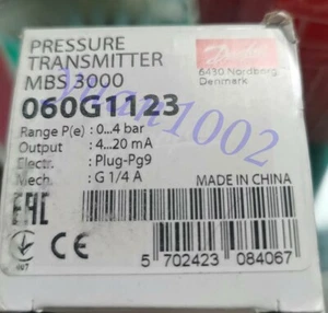 NEW Danfoss MBS3000 060G1123 Pressure sensor Fast delivery Exempt from postage - Picture 1 of 4