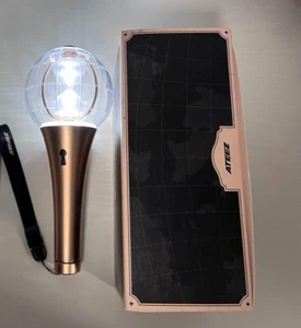 [Envío el mismo día a tiempo para vivir] Pluma Oficial ATEEZ Light Stick versión 2 - Imagen 1 de 2