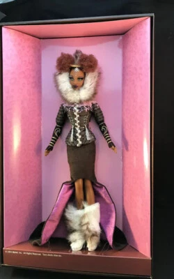 NNE BARBIE~BYRON LARS “TESOROS DE ÁFRICA”~SIN USAR, EN CAJA ORIGINAL~COMO NUEVO Y PRECIOSO~2004~#4 SERIES Foto 1 de 4