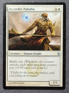 MTG Accorder Paladin ~ MP Mirrodin Besieged MTG Magic the Gathering - Picture 1 of 2