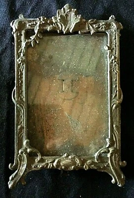 ancien cadre photo bronze laiton sculte  - Photo 1/4
