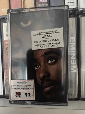 The Pac And Biggie You Never Heard FULLY PLAY GRADED cassette Compilation Album - Image 1 of 4