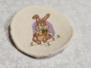 Vintage Kreuzstich Crewel Stich fertig für Mehrzweck Osterhase mit Blumen - Bild 1 von 4