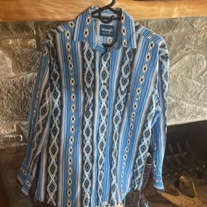 Mens MEDIUM Wrangler Checotah Long Sleeve Pearl Snap BLUE Texas Worn - Picture 1 of 4