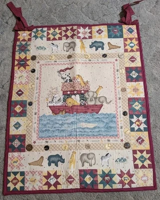 Edredón de bebé multicolor hecho a mano Arca de Noé 32 por 40 Foto 1 de 4
