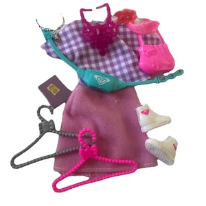 Roxy Barbie Muñeca Ropa Accesorios Lote Riñonera Zapatos Falda Top Cartera Corona - Imagen 1 de 10