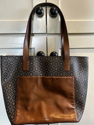 Bolso de hombro geométrico Fossil grande de lona y cuero bolso de trabajo escolar  Foto 1 de 4