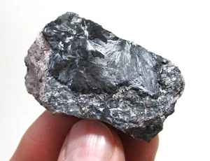 +++ Pyrolusit xx -- Arlesberg bei Geraberg, Thüringen +++ - Bild 1 von 4