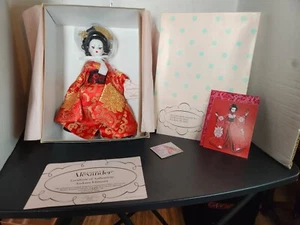 Madame Alexander Asakusa Ichimaru 42090 COA NRFB scatola etichette e accessori 039/750 - Foto 1 di 7