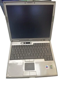 Dell Latitude D610-14.1"Intel Pentium M - 1.73 Ghz - Ram 2 Go -HDD 64 Go - Foto 1 di 5
