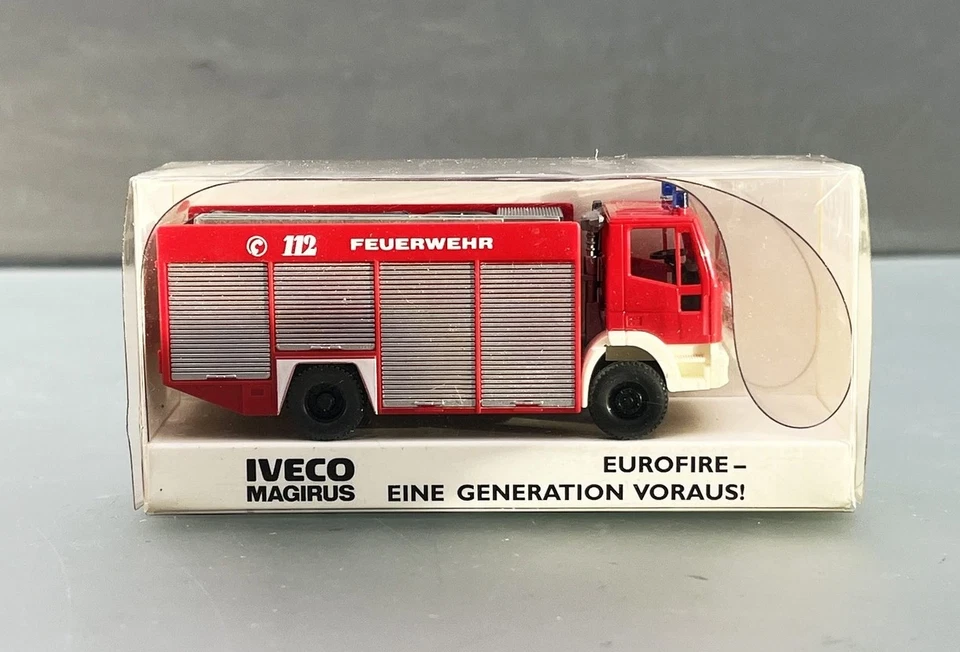 1:87 Wiking Iveco RW 2 Magirus - Immagine 1 di 1