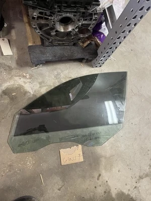 BMW E60 530i 525i 528i 2004-2010 conductor izquierdo puerta delantera ventana vidrio fabricante de equipos originales Foto 1 de 4