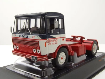 DAF 2600 Trattore 1970 Blu Bianco Modellino 1:43 Ixo Models - Immagine 1 di 4