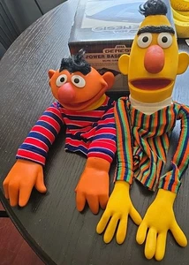 Vintage 1970’s Sesame Street Bert and Ernie Hand Puppets Plastic Hard Face - Picture 1 of 6