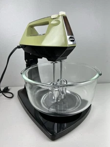 Vintage Sunbeam Mixmaster 12 Speed Stand Mixer, Avocado Green/Wood, w/Beaters - Picture 1 of 24