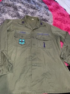 Camisa utilitaria verde satén de colección 1981 Misselmen Air Training Command OG 507 CPT L - Imagen 1 de 8