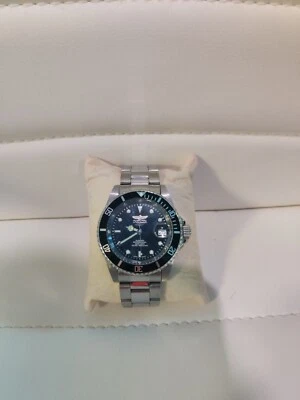 INVICTA Herren Pro Diver JAPANISCHES SILBERNES ZIFFERBLATT #8926 200M WR AUTOMATIK  - Bild 1 von 4