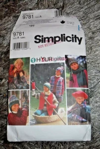 Vintage Simplicity 9781 Pattern Girl Boy VEST HAT Slippers Mittens Scarf Child's - Picture 1 of 2